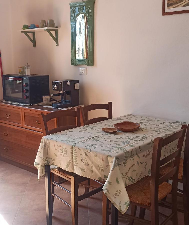 B&B Ginestra ラストラ・ア・シーニャ エクステリア 写真